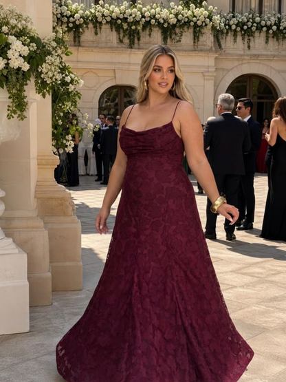 Noa | Robe Maxi en Dentelle à Bretelles Spaghetti