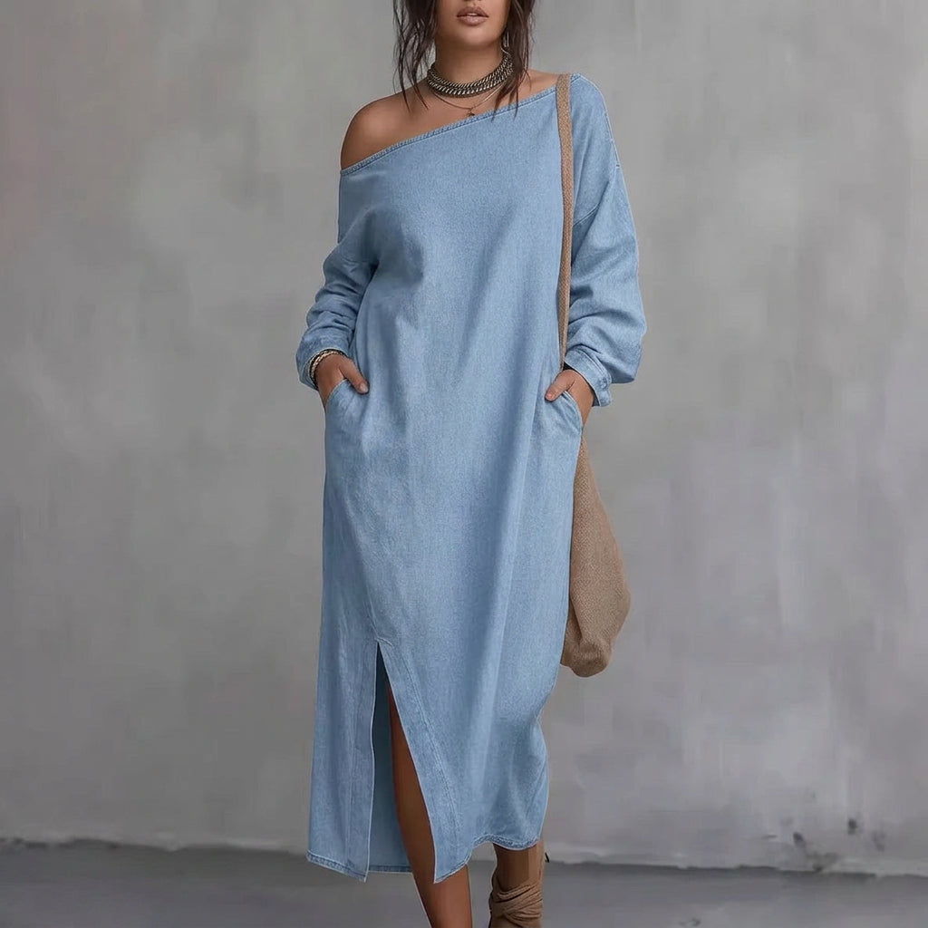 Robe Kaia à Épaules Dénudées avec Fente : Élégance Minimaliste Moderne