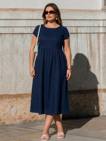Yvaine - Robe Midi à Manches Courtes