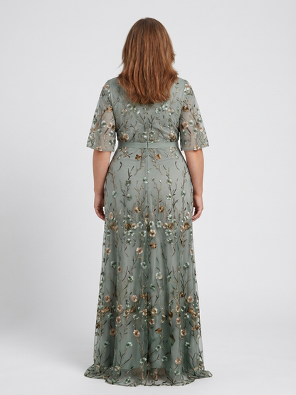 Stella & Grace™ | Robe maxi à manches courtes et décolleté en V floral